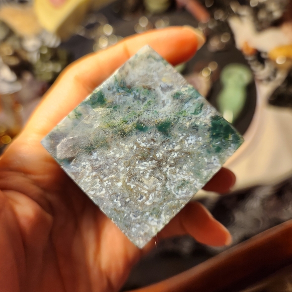 Moss Agate Cube - Picture 3 of 9